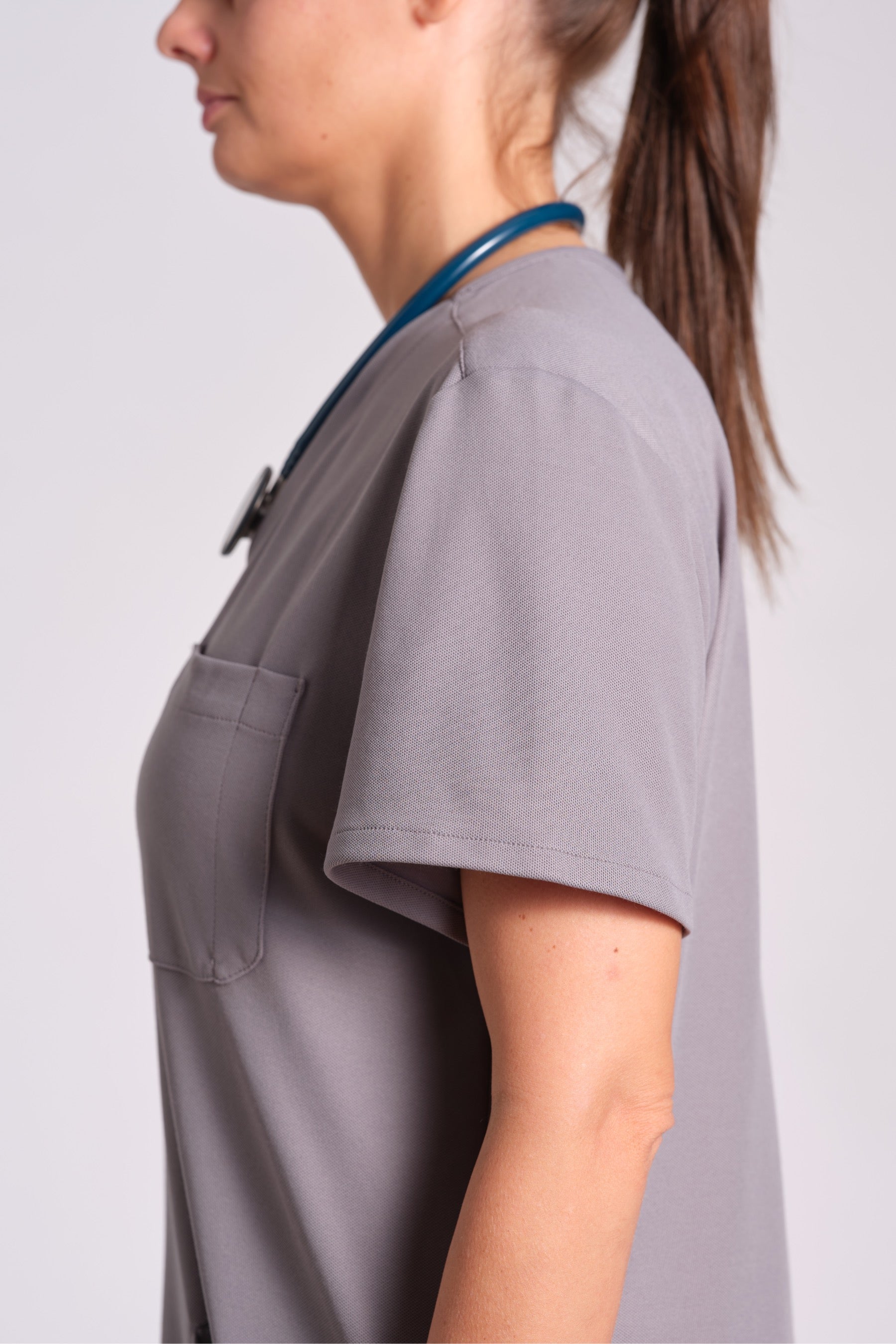 Comfort Scrub Top "Indira" – Grey (Regular Fit)