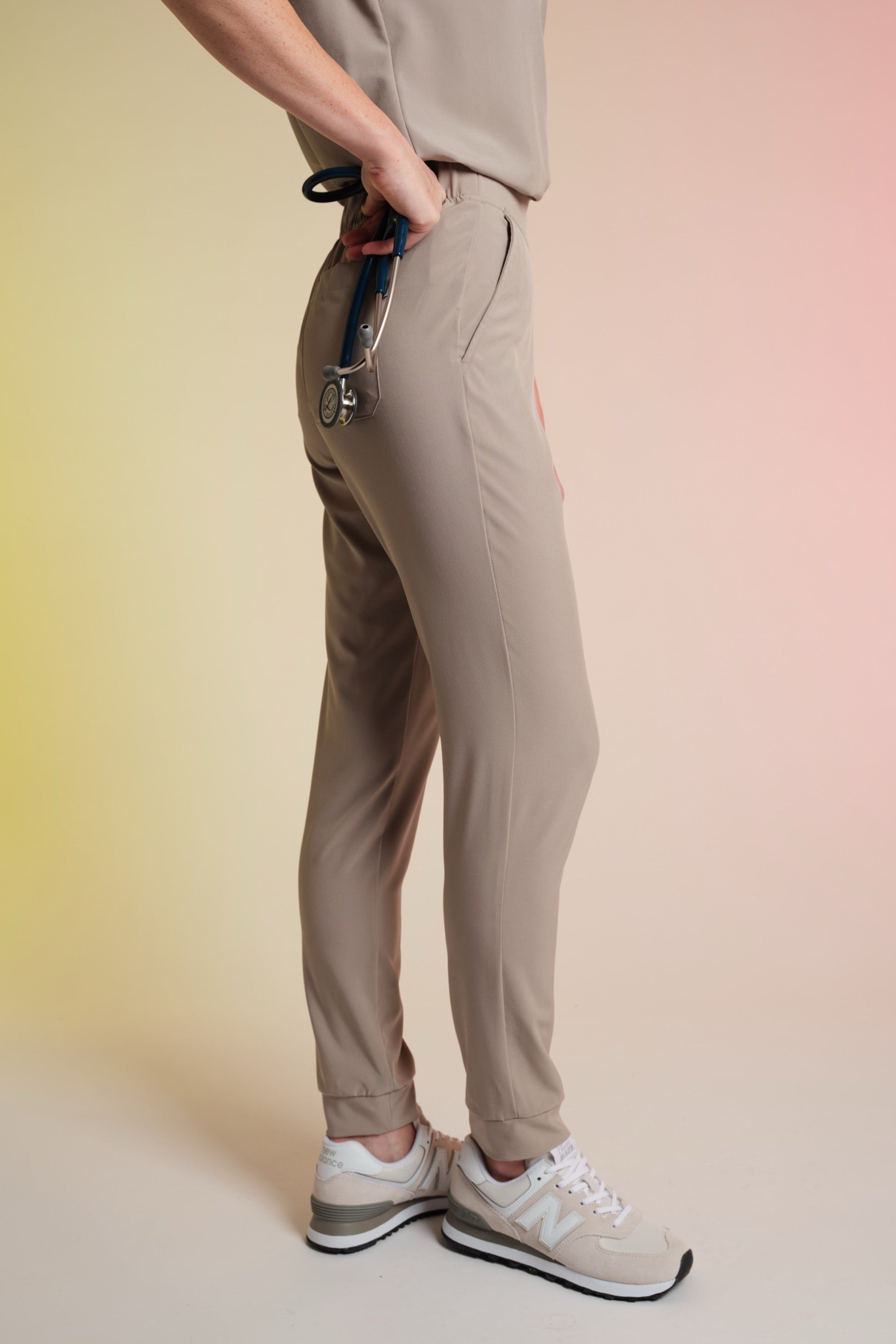 Active Hose "Tessa" – Beige