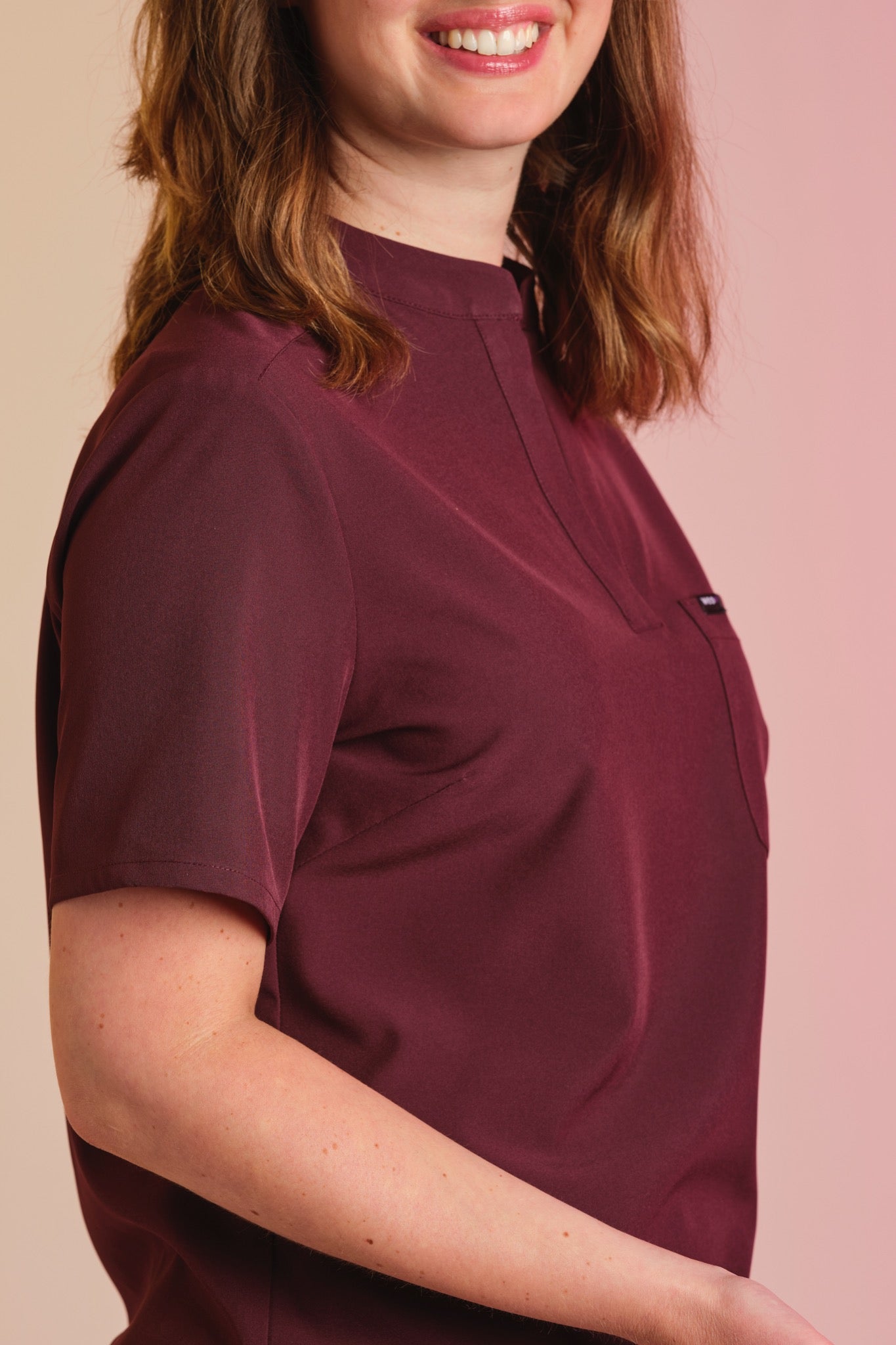 Active Scrub Top "Jackie" – Bordeaux