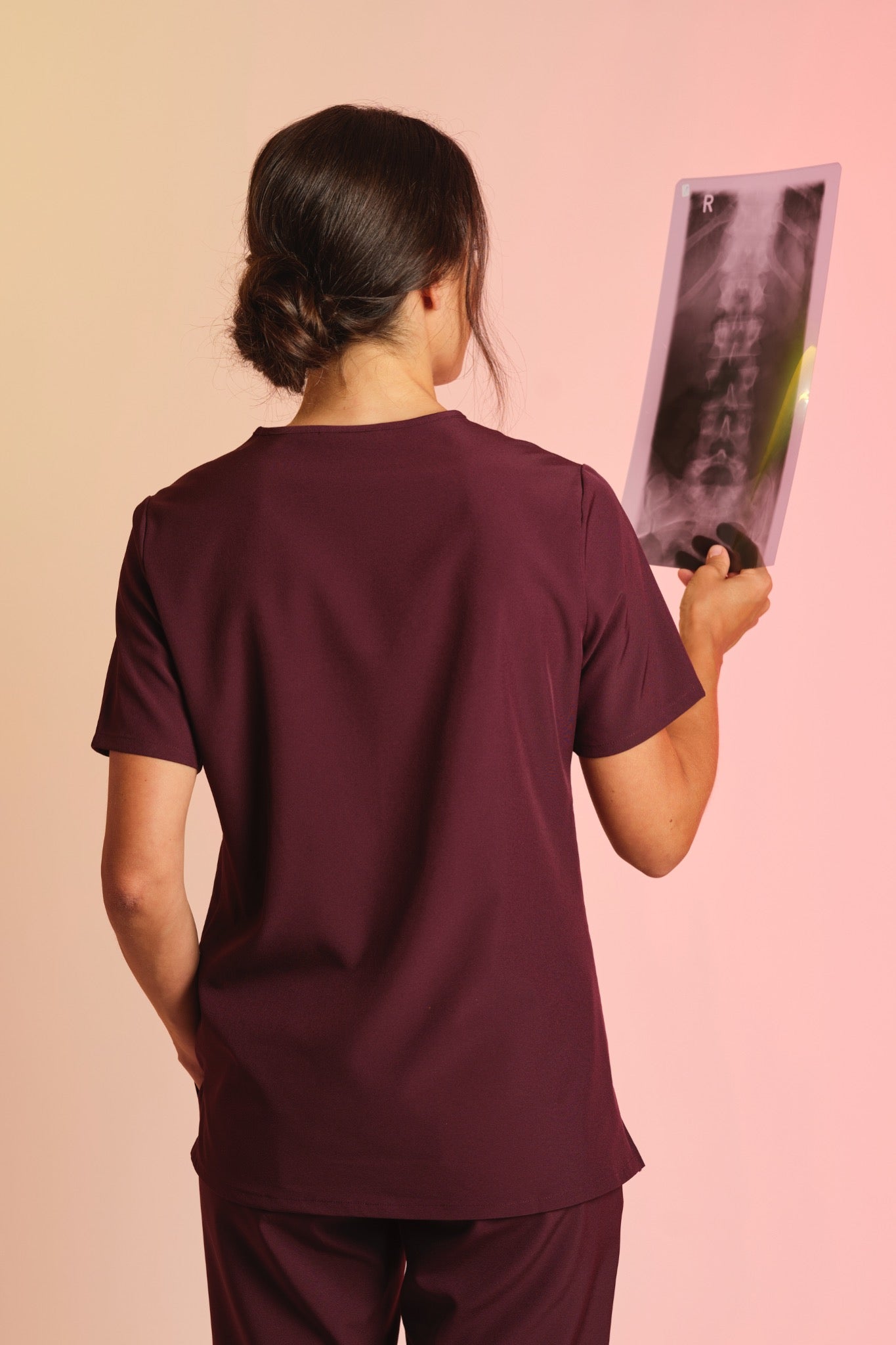 Active Scrub Top "Serena" – Bordeaux