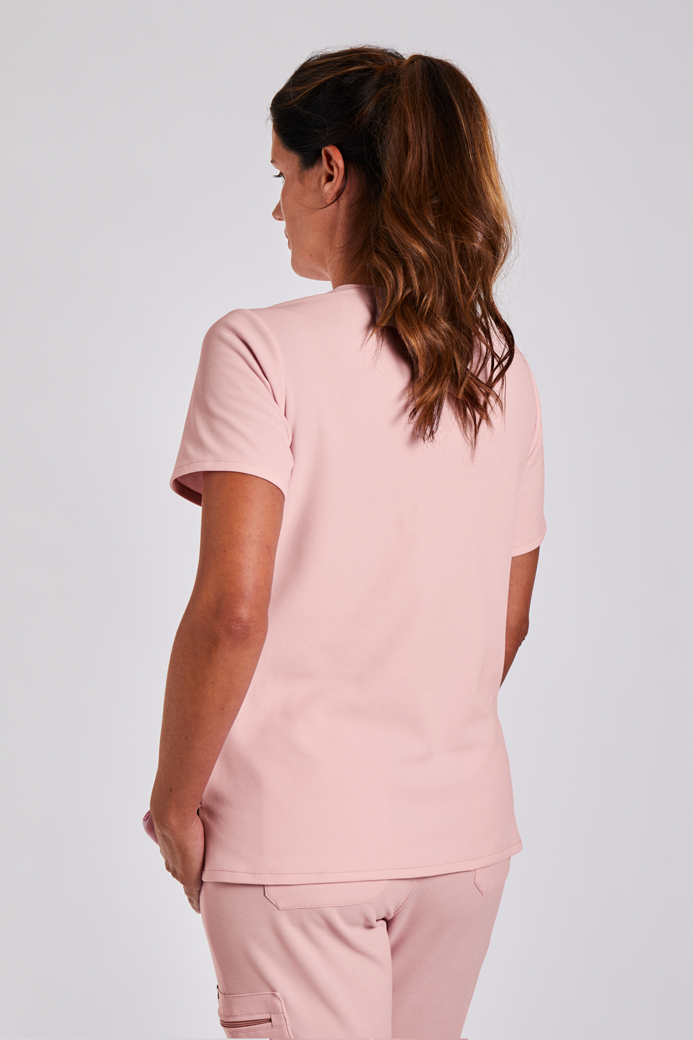 Comfort Scrub Top "Kamala" – Pink (Slim Fit)