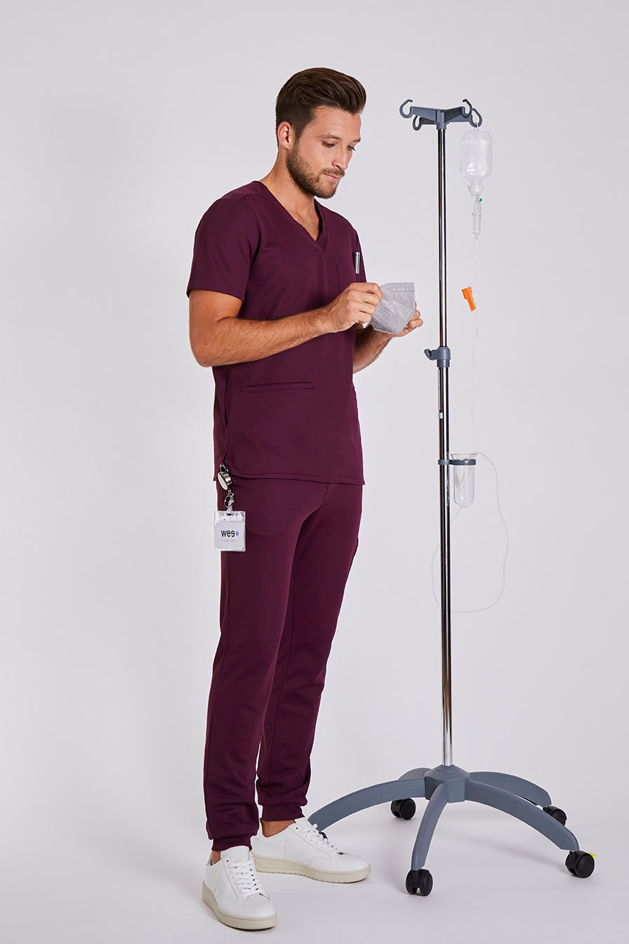 Comfort Scrub Top "Yves" – Bordeaux